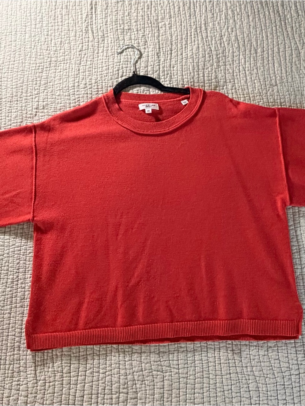 Max Studio London‎ Orange short sleeve
Boxy knit Oversized Contemporary Sz XS